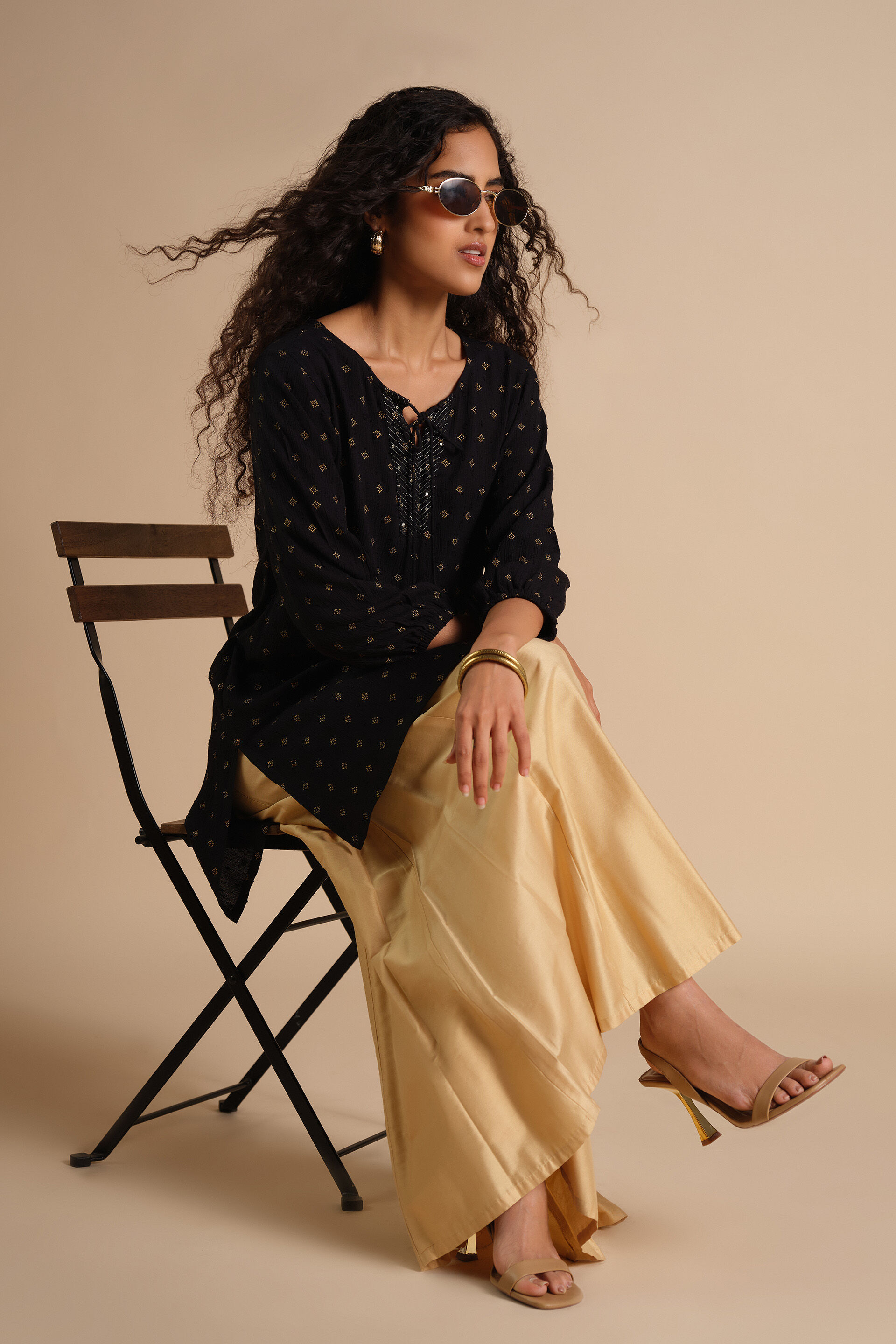 Alize Tunic, Black, image 2